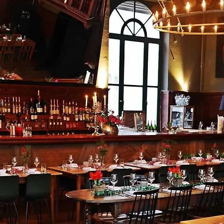 Hotel Haus Zauberfloete Ofemburgo