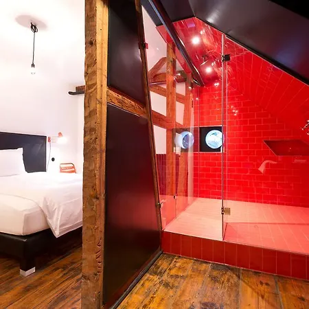 Haus Zauberfloete 3*